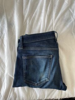 (Category: ) located in . Submitted by mrsaheer (Listing ID 1199253821, Image 1). Description: .