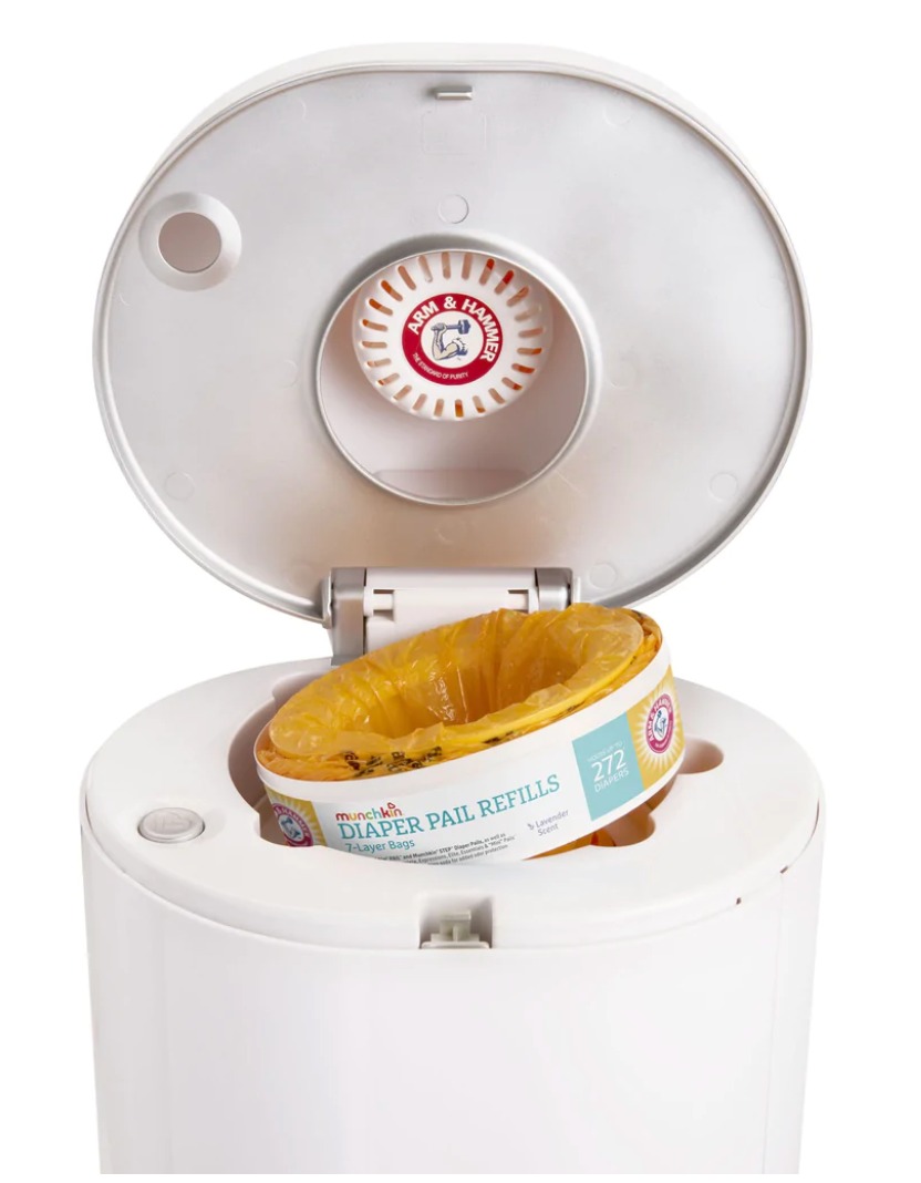 (U.P. 100) Munchkin Diaper Pail, Babies & Kids, Bathing & Changing