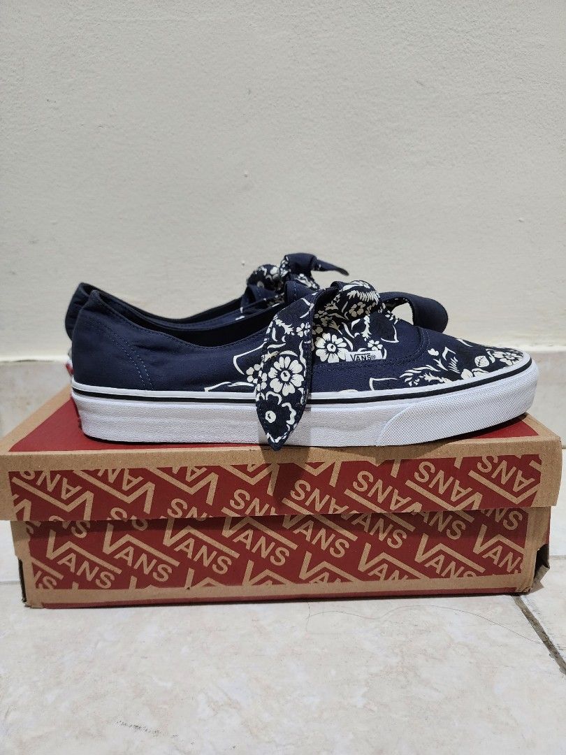 Vans floral bandana outlet authentic knotted