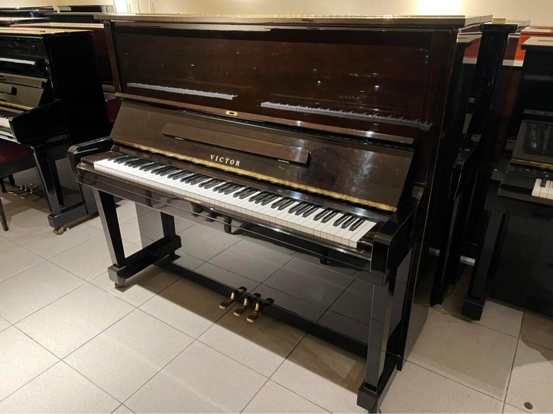 Victor piano price sale