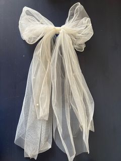 Wedding hair accessories