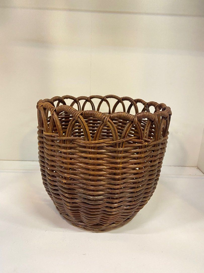 Wicker Woven Basket, Hobbies & Toys, Stationery & Craft, Handmade Craft