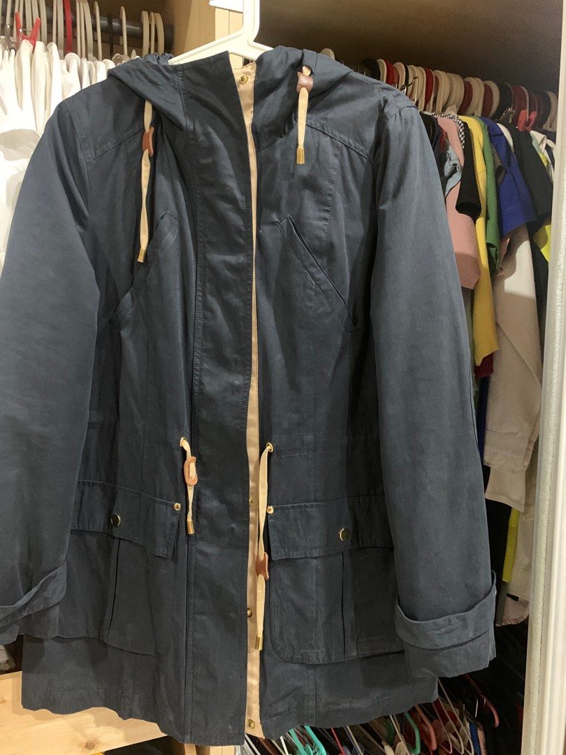Winter Jacket (Category: Coats, Jackets and Outerwear) located in Singapore. Submitted by meipee (Listing ID 1199301019, Image 6). Description: Navy blue Zara Winter Jacket. Perfect condition. PTP is 50cm. Length of jacket is 78cn. I bought it for $169 previously. .