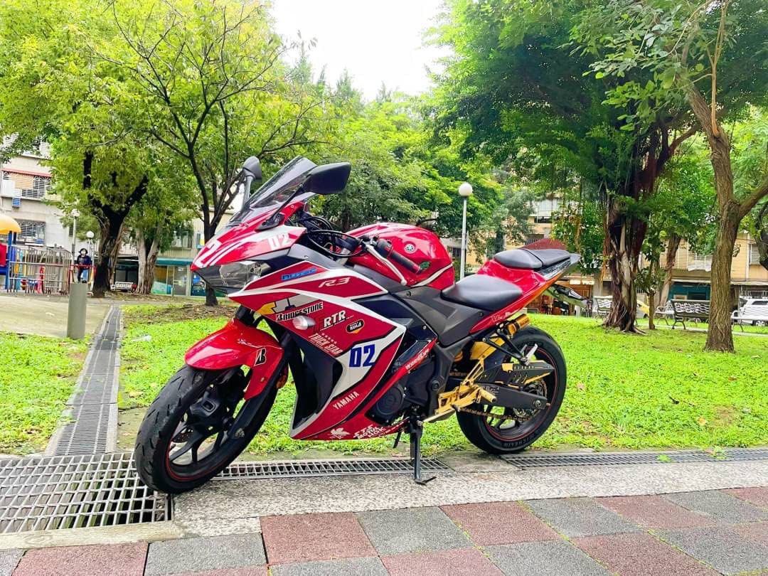 YAMAHA R3 yamaha-r3