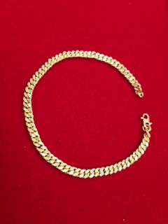 (Category: ) located in . Submitted by GoldLover (Listing ID 1199517643, Image 1). Description: .