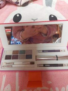 倩碧眼影盤