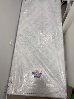 （分類：）位於 。 由 HT2468 提交（商品編號 1199526765，圖片 1）。簡介： 。