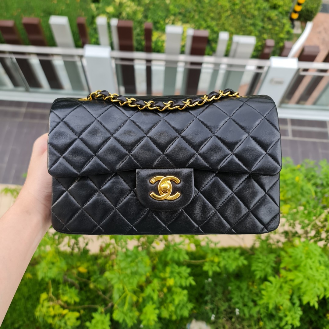 Chanel Mini Coco Handle review: what fits, mod shots. - Happy High