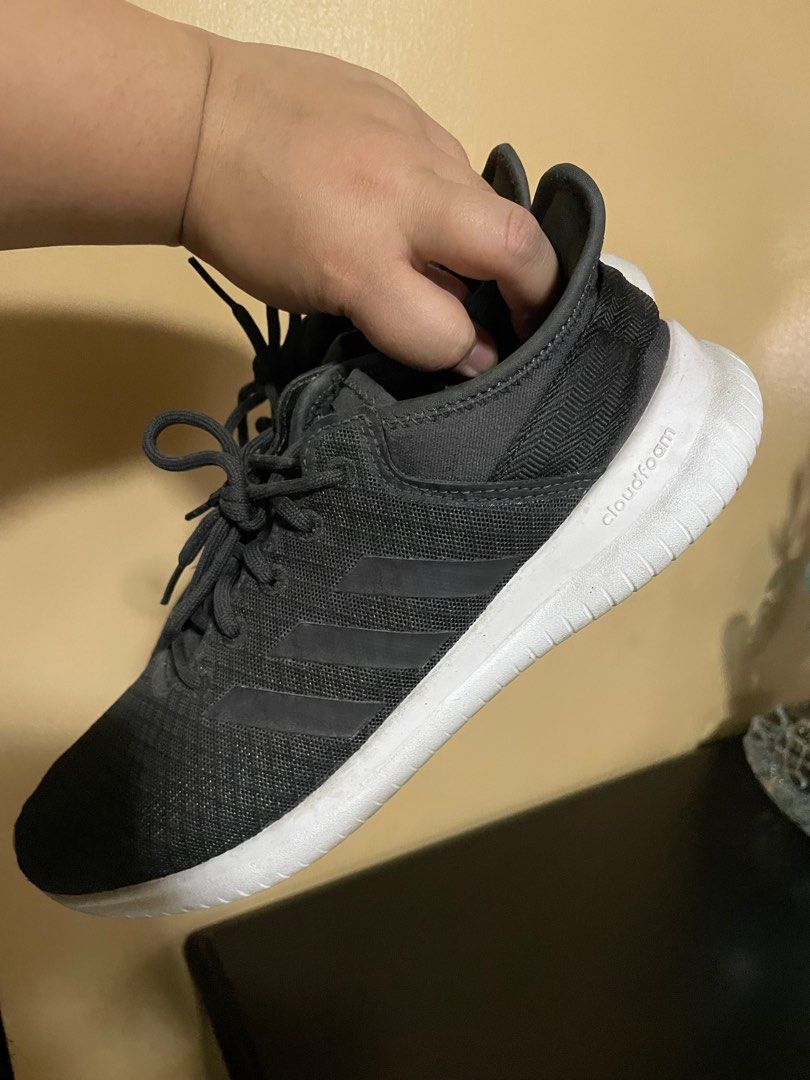 Adidas CloudFoam (Category: Sneakers) located in Quezon City. Submitted by fayeocampo21 (Listing ID 1199515238, Image 3). Description: Used few times Original Delivery c/o buyer (LBC, JRS) or you can pick-up in our facility (Sauyo, QC) Contact me: 0917-9000-669 No return, no exchange Pwede po tumawad :).