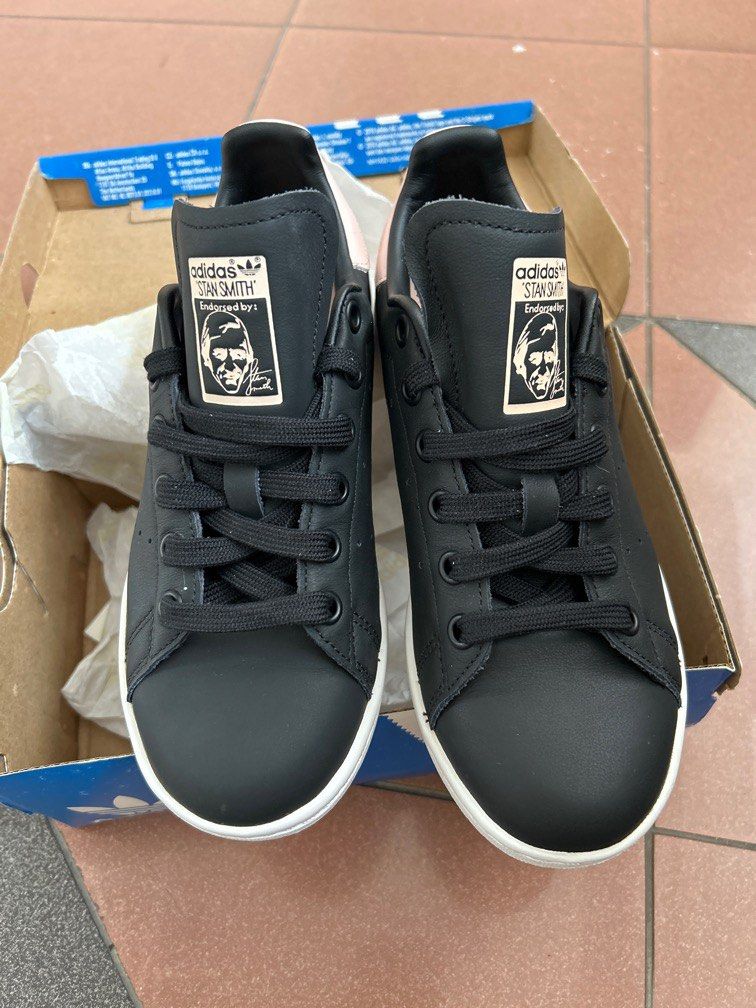 Stan smith outlet black and pink