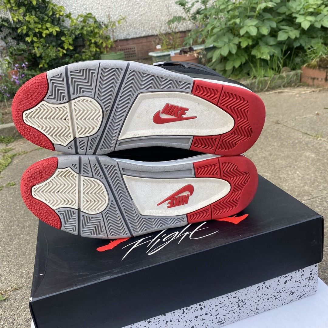 Air jordan 4 bred uk hotsell