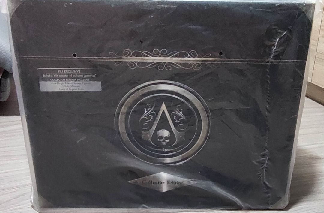 assassin's creed IV black flag collector's edition, Hobbies & Toys