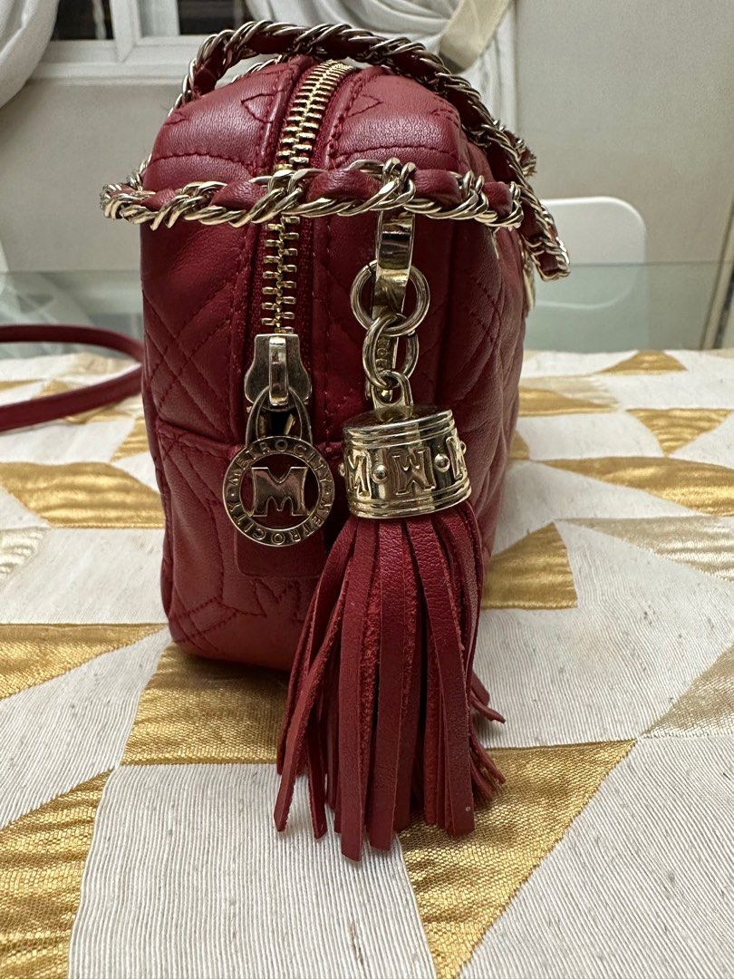 ORIGINAL METRO CITY BUCKET SLING BAG, Luxury, Bags & Wallets on Carousell