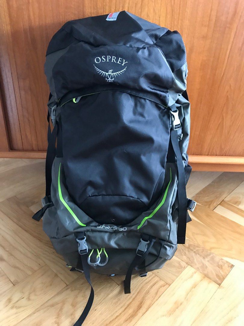 Osprey stratos hotsell 50 black