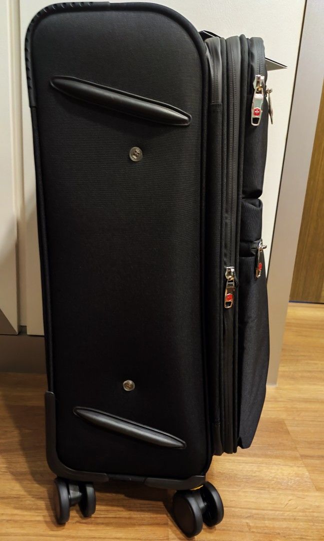 Bager Saber Authentic Luggage 22