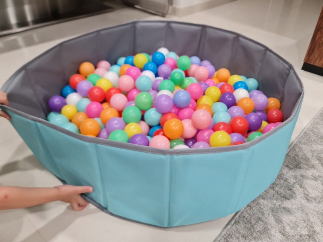 Ball Pit with Balls, Babies & Kids, Infant Playtime on Carousell