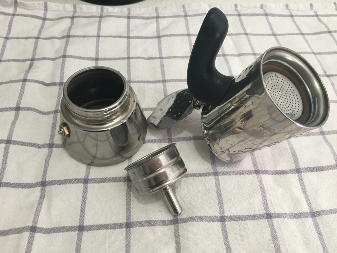 Bialetti Venus steel coffee maker/moka pot (2 cups), TV & Home