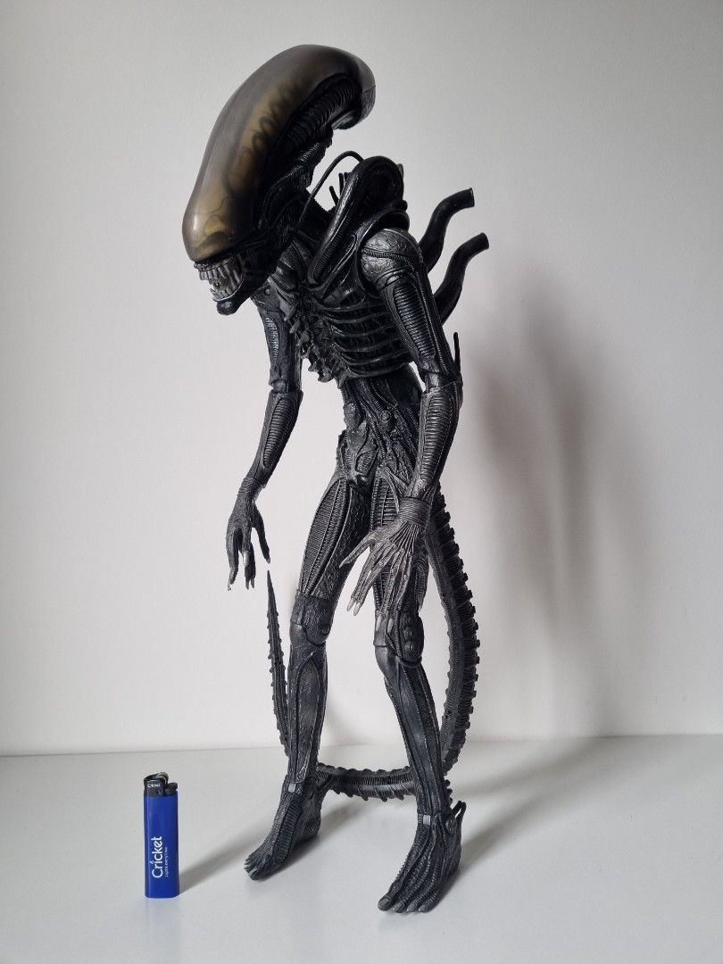 18 inch sales alien figure