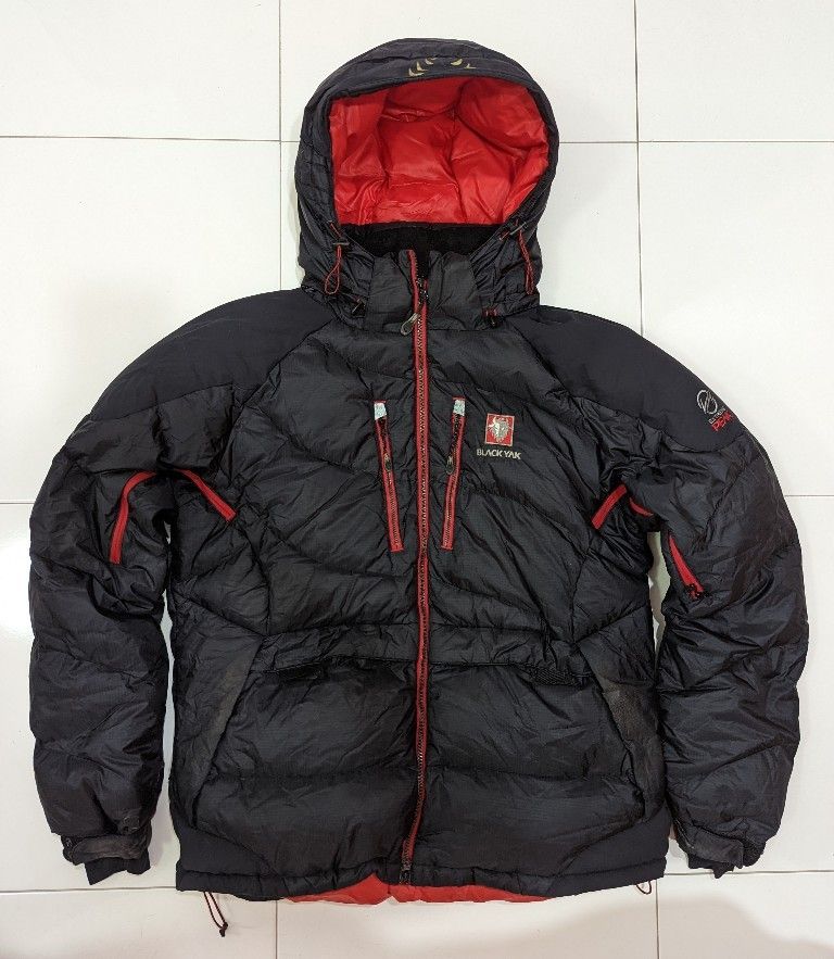 Black yak extreme hot sale peak jacket