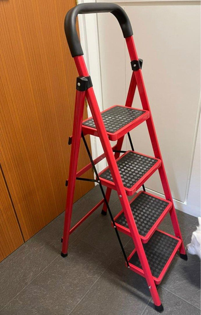 BN 3/4/5 Steps Ladder, Furniture & Home Living, Home Improvement