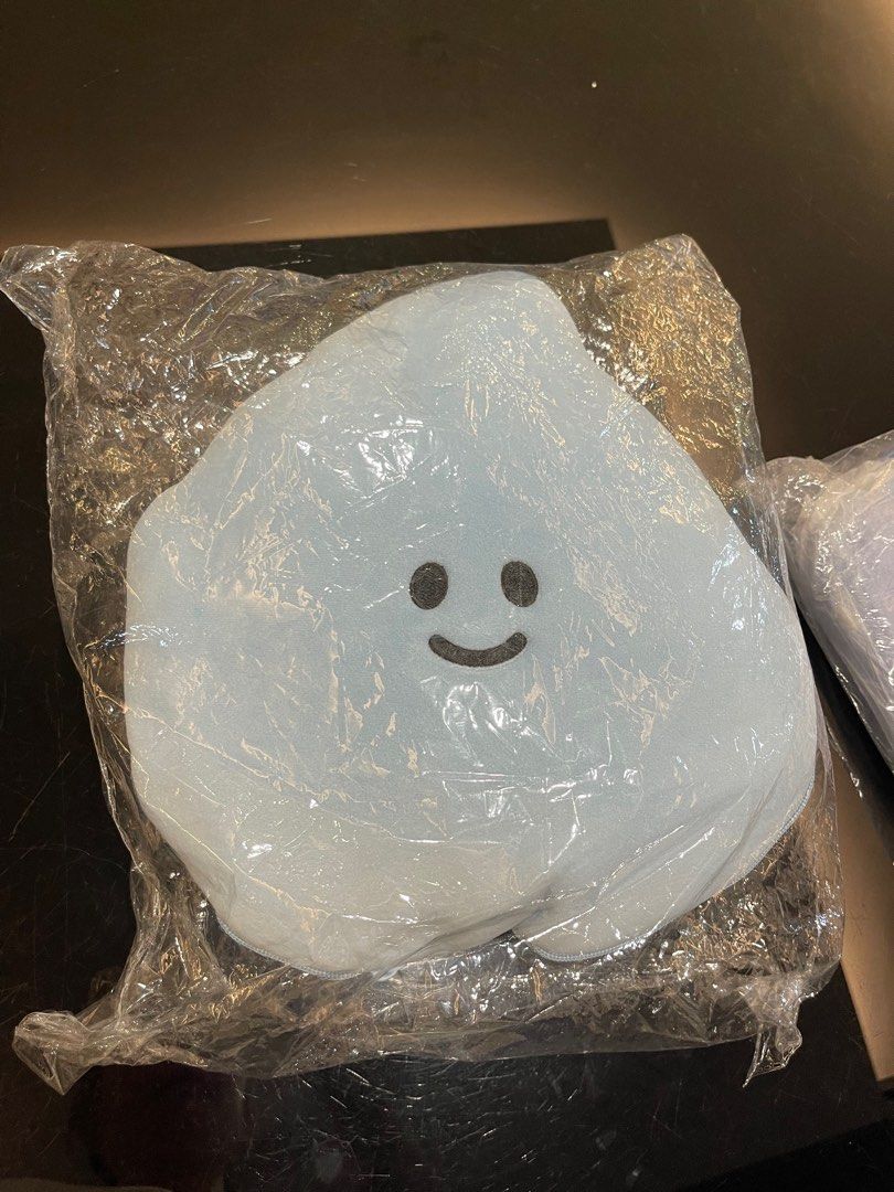 Travel pillow cheap with blanket inside