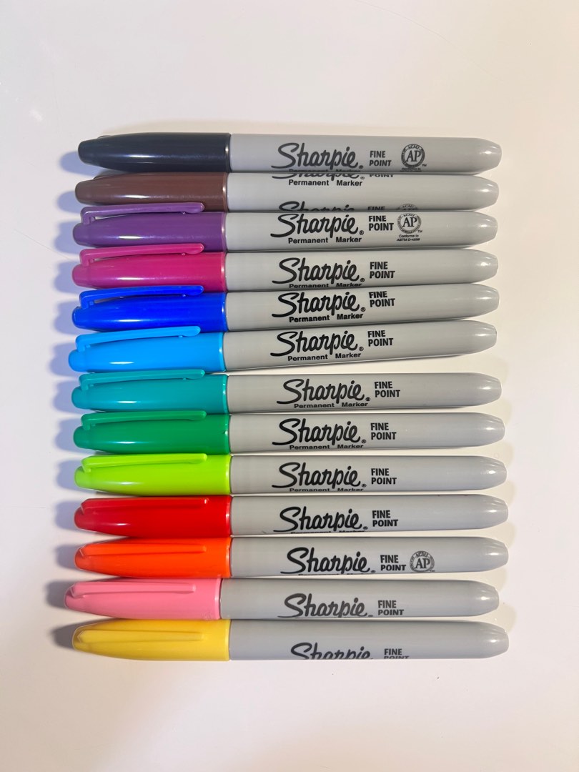 Brand New Sharpie Marker, Hobbies & Toys, Stationery & Craft, Craft