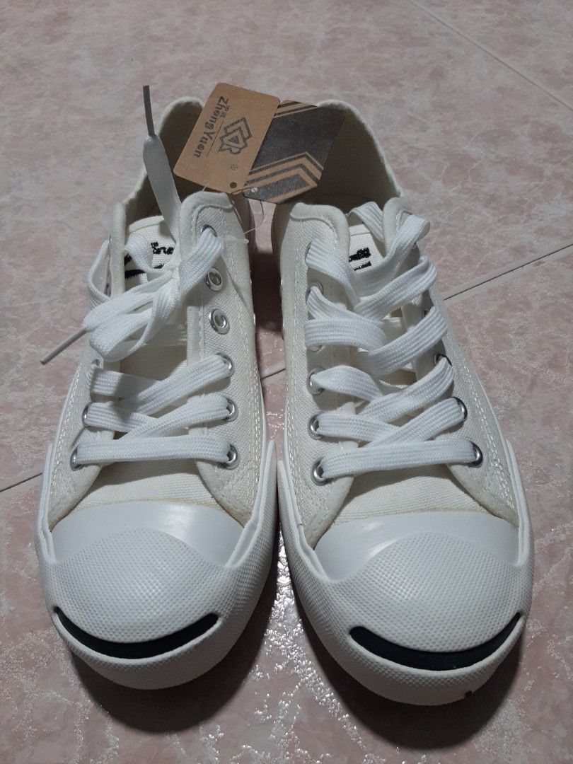 CELINE “CLN” SNEAKER SHOES YUCCA BRAND NEW, Women's Fashion, Footwear,  Sneakers on Carousell