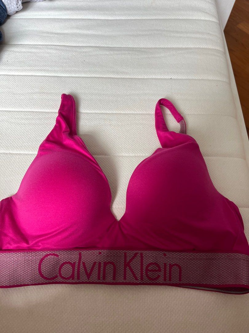 Calvin Klein Bra, Women's Fashion, New Undergarments & Loungewear on