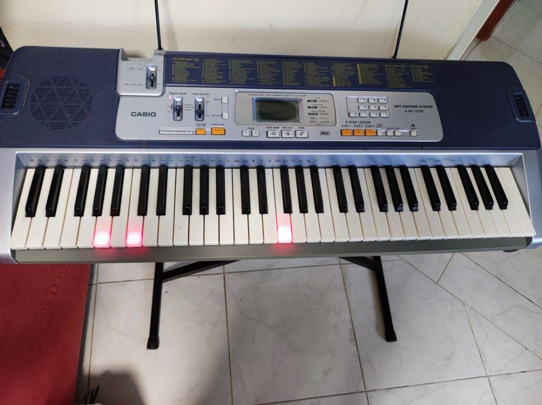 CASIO Keyboard (61 keys) LK-110, Hobbies & Toys, Music & Media, Musical Instruments on Carousell