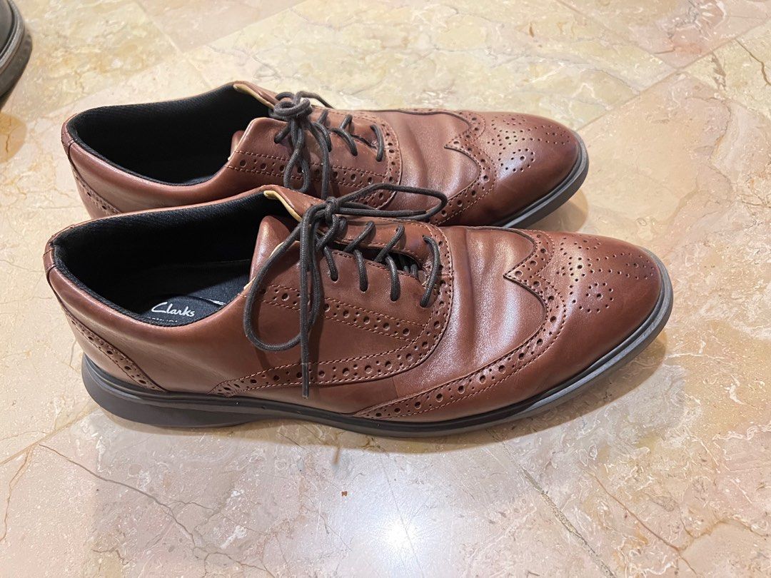 Clarks 1825 top unstructured