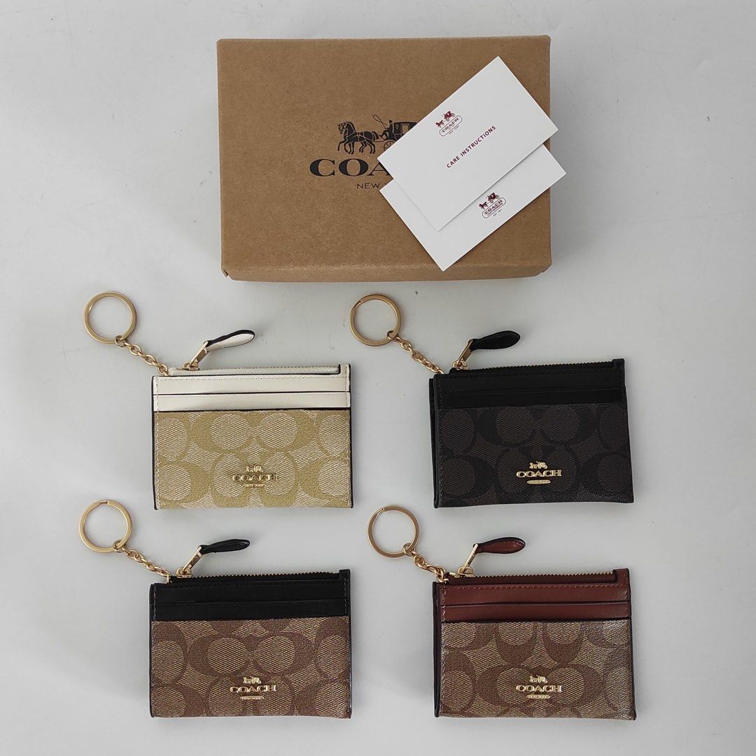Coach Key holder, Women's Fashion, Bags & Wallets, Wallets & Card holders  on Carousell