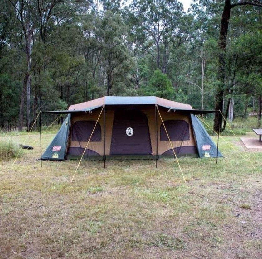 Coleman instant up deals darkroom 10p tent