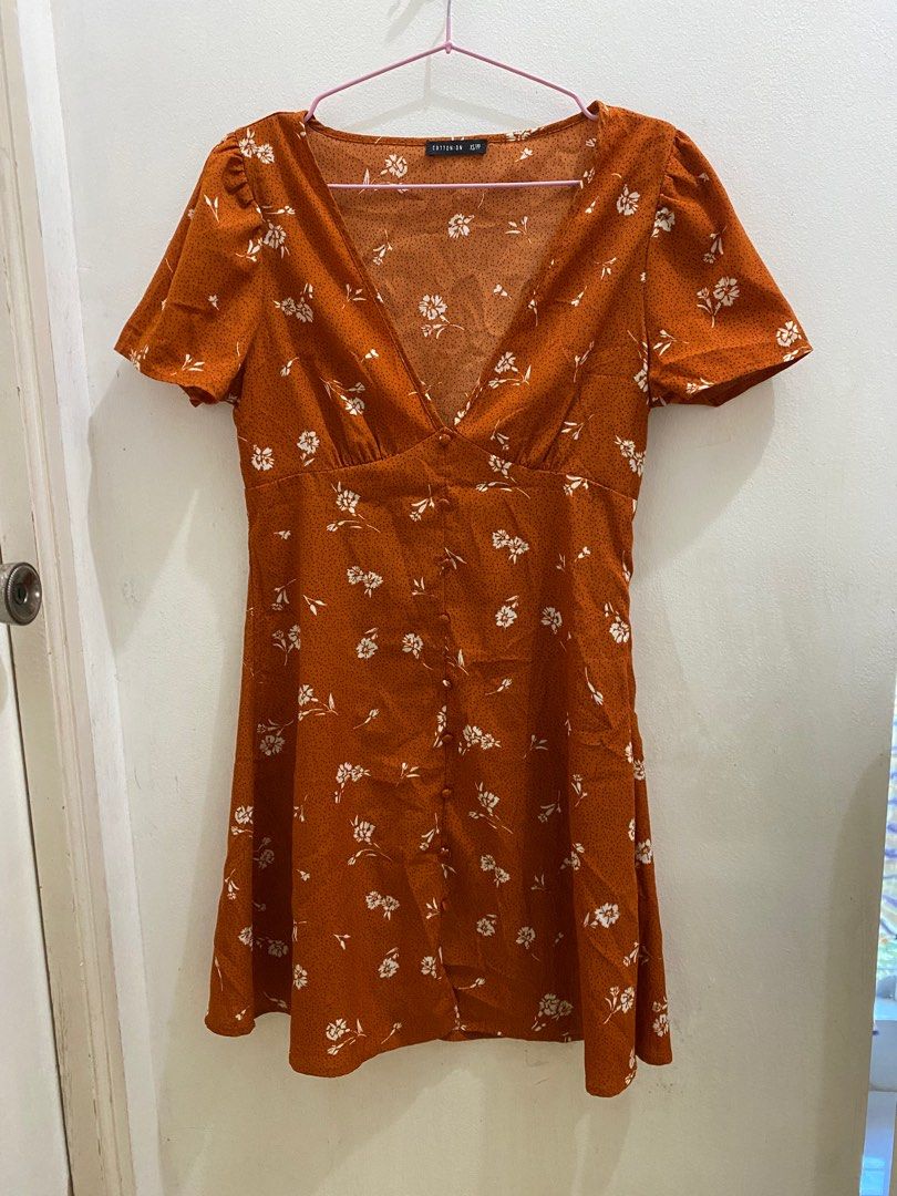 Cotton on Rust Dress (Category: Dresses) located in Muntinlupa City. Submitted by leyarg (Listing ID 1199506158, Image 2). Description: .