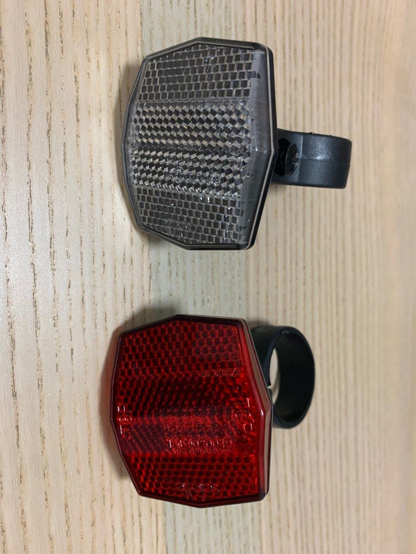 Decathlon bicycle pedals, reflectors, and a bell, Sports Equipment