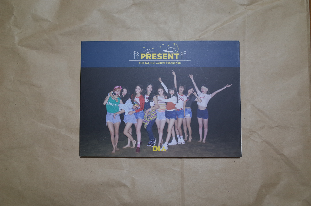 DIA - Present album with poster, Good Night Version, K-Pop, Hobbies ...
