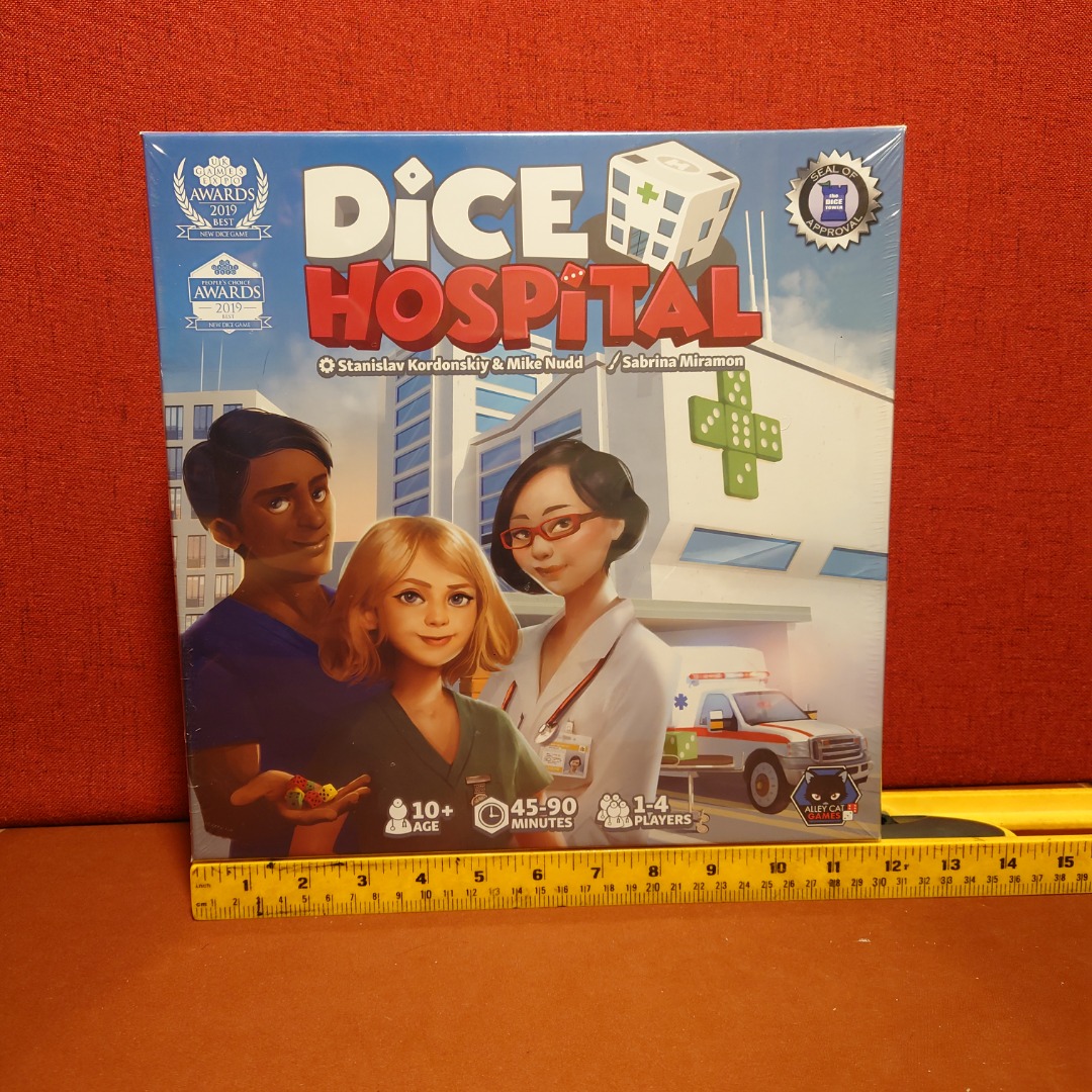 Dice Hospital board game, 興趣及遊戲, 玩具 & 遊戲類 Carousell