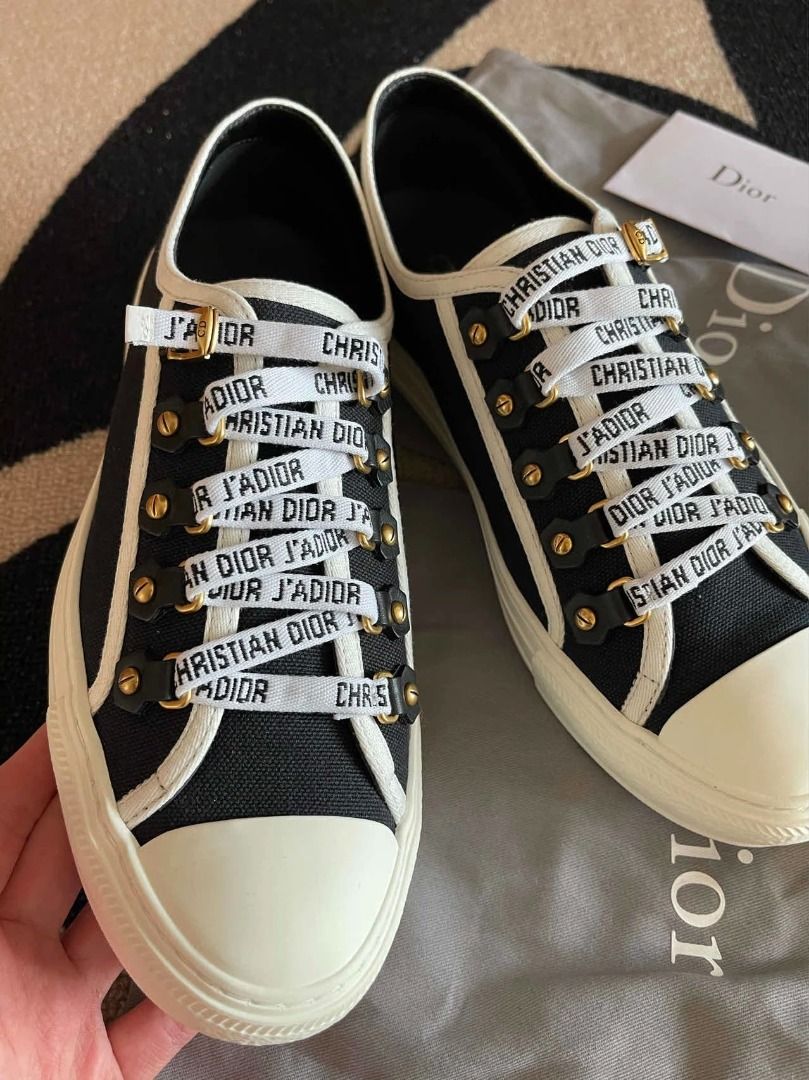 Dior female shoes shop