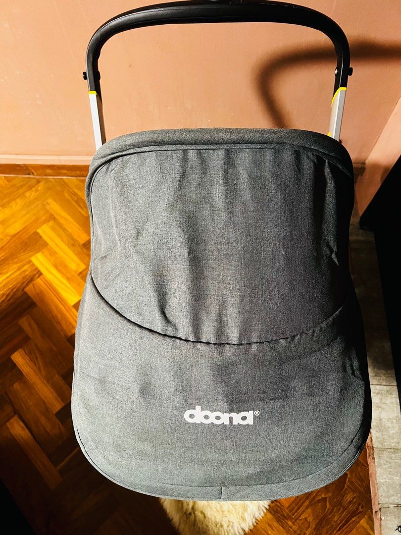 Doona carseat/pram, Babies & Kids, Going Out, Strollers on Carousell