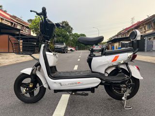 (Category: ) located in . Submitted by arihaysimim (Listing ID 1199600572, Image 1). Description: .