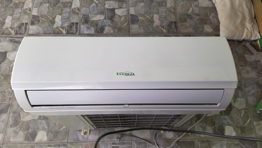 Everest Aircon 1HP (noninverter), Furniture & Home Living, Furniture
