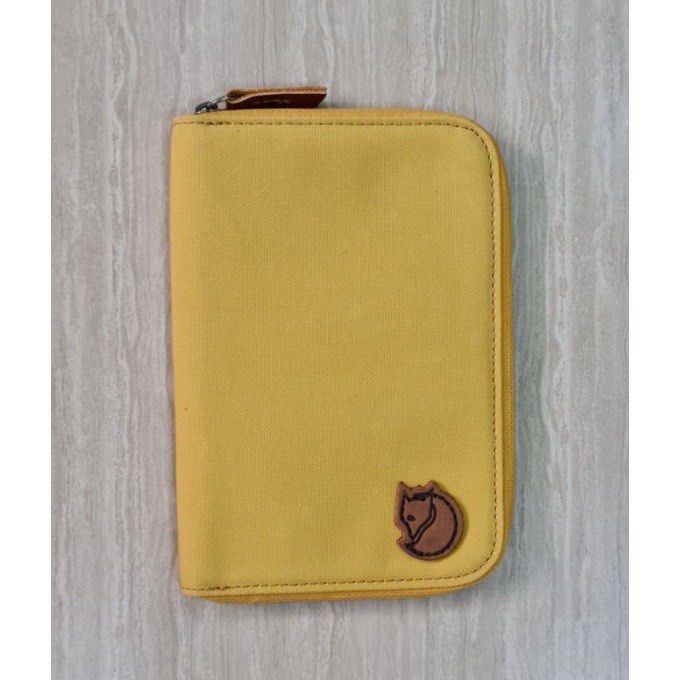 Fjallraven Passport Wallet, Women's Fashion, Bags & Wallets, Wallets