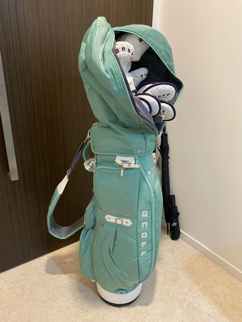 Golf Bag On & Off, Sports Equipment, Sports & Games, Golf on Carousell