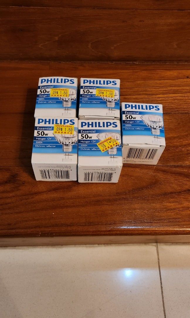 Philips Halogen Light Bulbs (Category: Lighting) located in Singapore. Submitted by yessielee (Listing ID 1199524708, Image 1). Description: buy 4 get 1 free (or $6 for 5). Also available Osram Halogen bulb at $2.50 (original purchase price $3.20)..