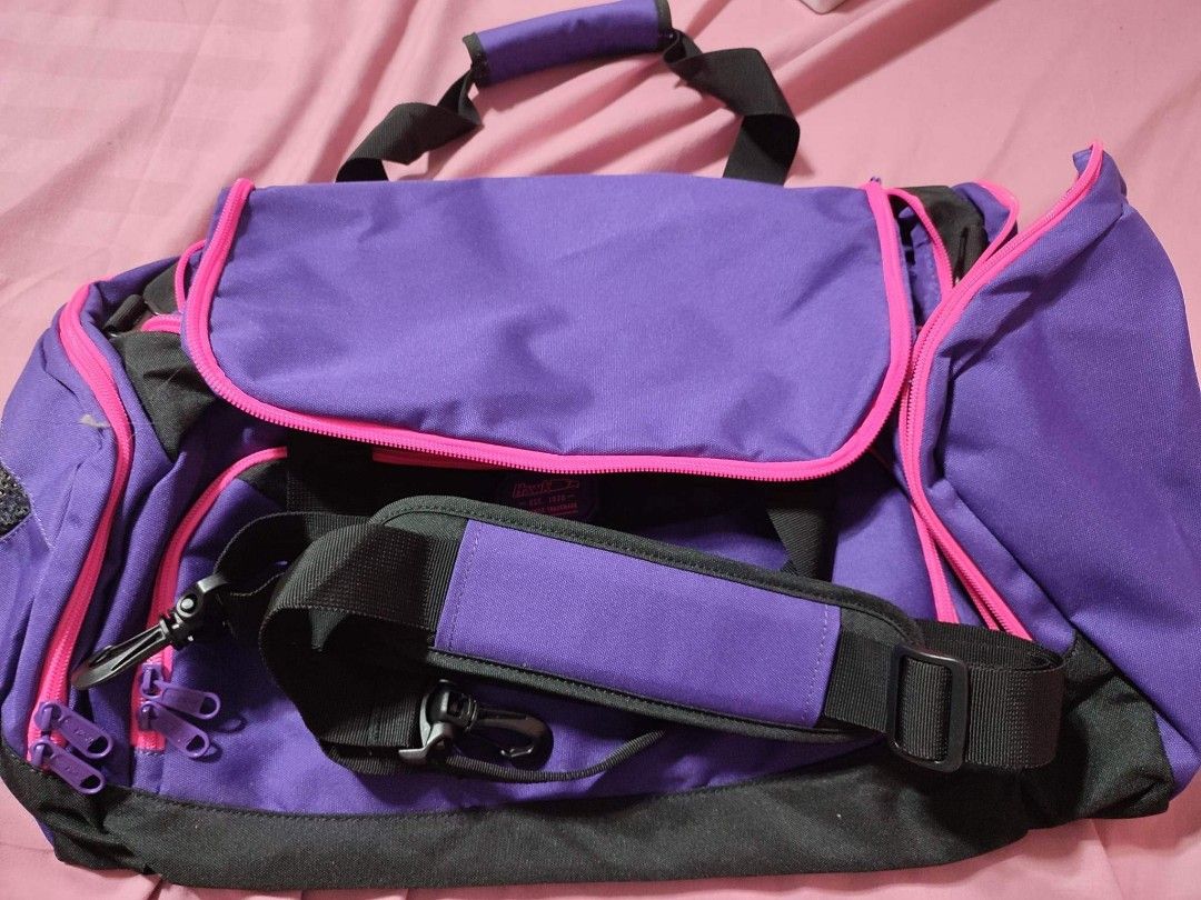Hawk Duffel Bag, Women's Fashion, Bags & Wallets, Beach Bags on Carousell