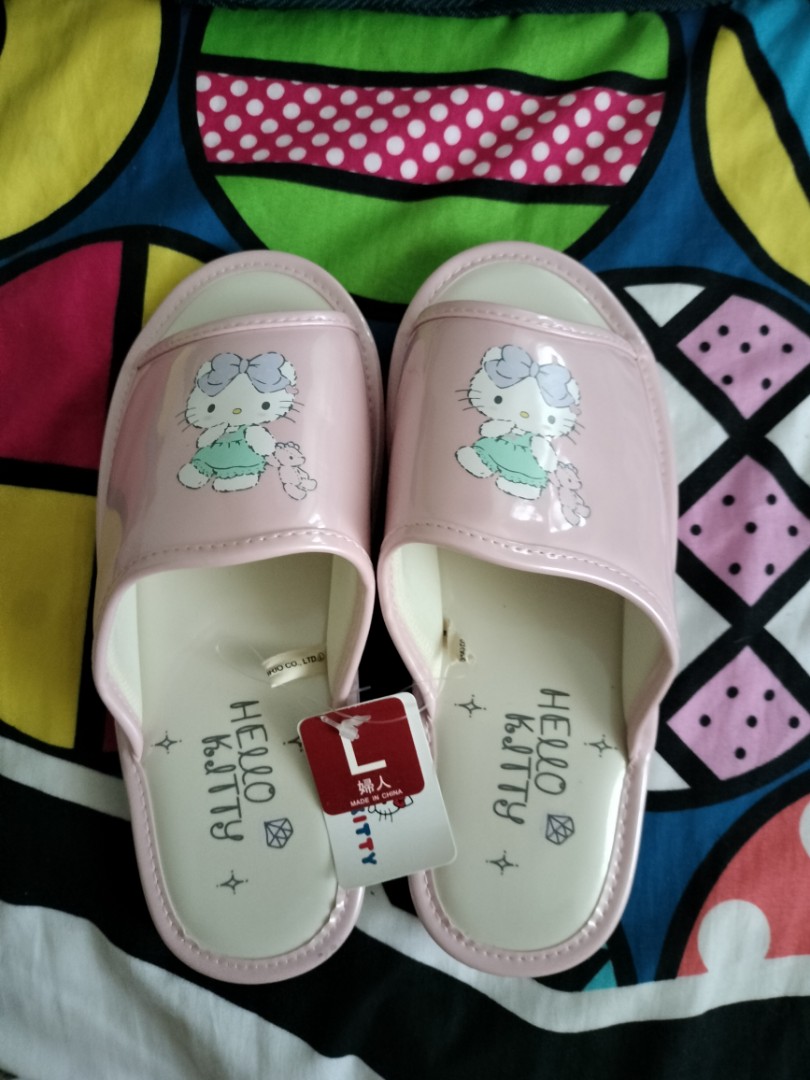 Hello Kitty Slippers 1669524510 Af044aa1 