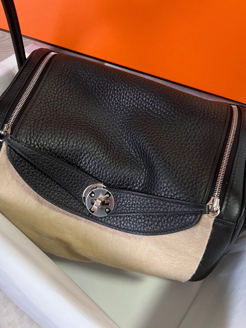 Hermes Lindy 26 TC Black Gold Hardware, 名牌, 手袋及銀包- Carousell