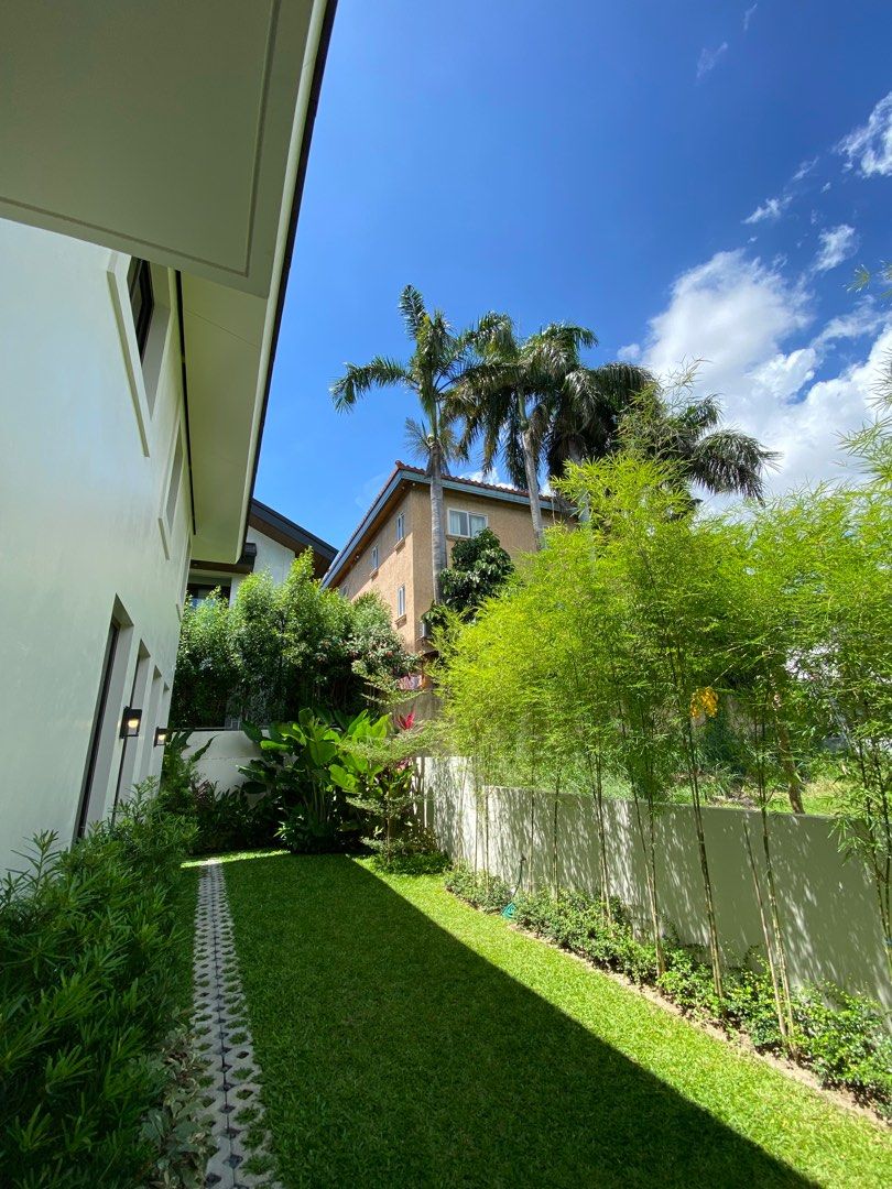 Hillsborough Brand New 6 Bedroom House for Sale near Ayala Alabang