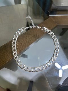 H&M Chunky Chain Necklace