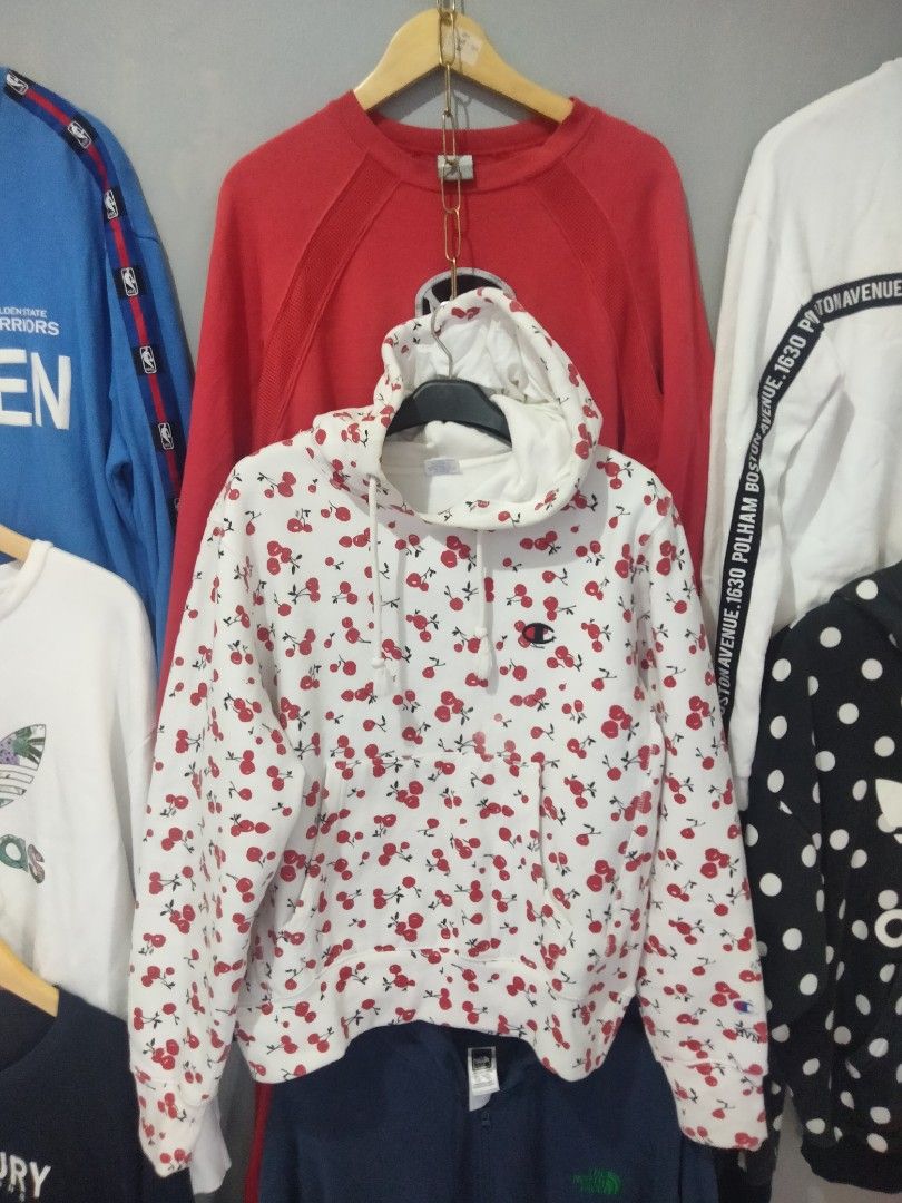 Champion hvn hotsell cherry hoodie