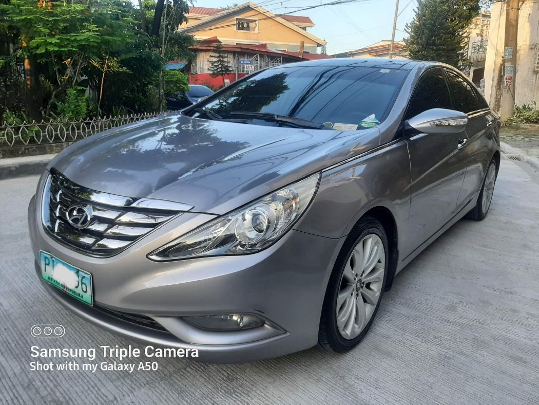 Hyundai Sonata Premium Matic Moonroof Very Fresh In Out Nothing To Fix